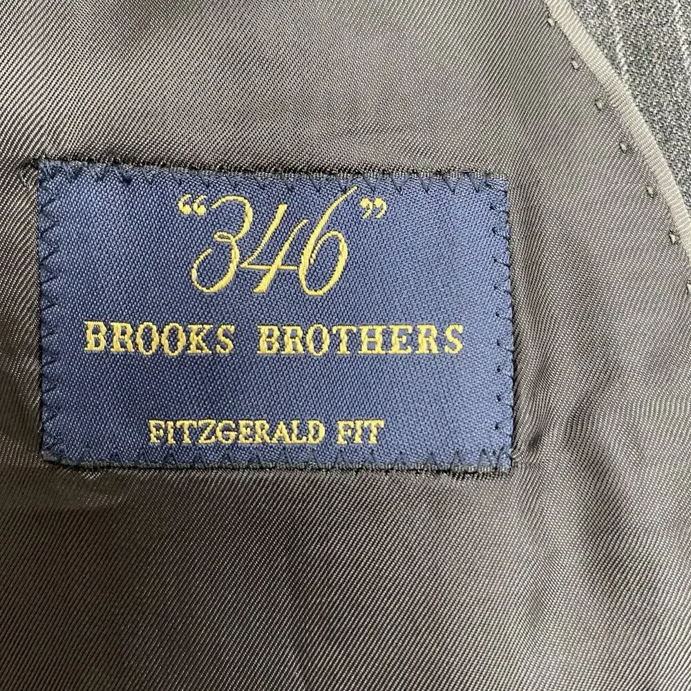 Brooks Brothers 346 Fitzgerald Fit Charcoal Gray Pinstripe Wool Suit 39R 34x30